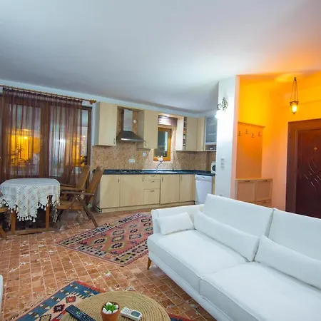 Damla Sogut Daily Weekly Villa Marmaris