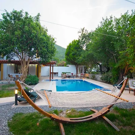Damla Sogut Daily Weekly Villa Marmaris